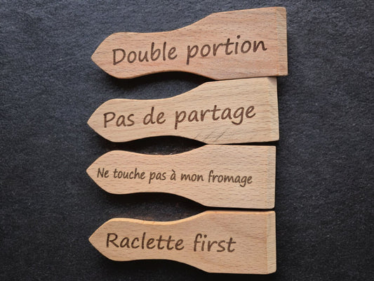 Spatules à raclette en bois gravées