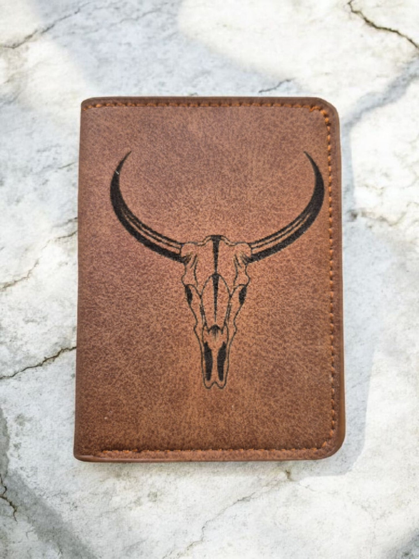 Portefeuille en similicuir gravé