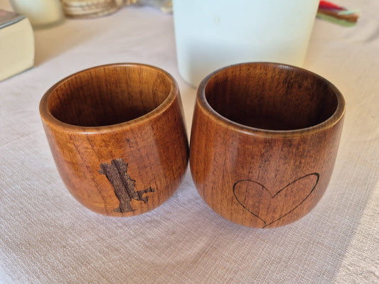 Duo de tasses en bois